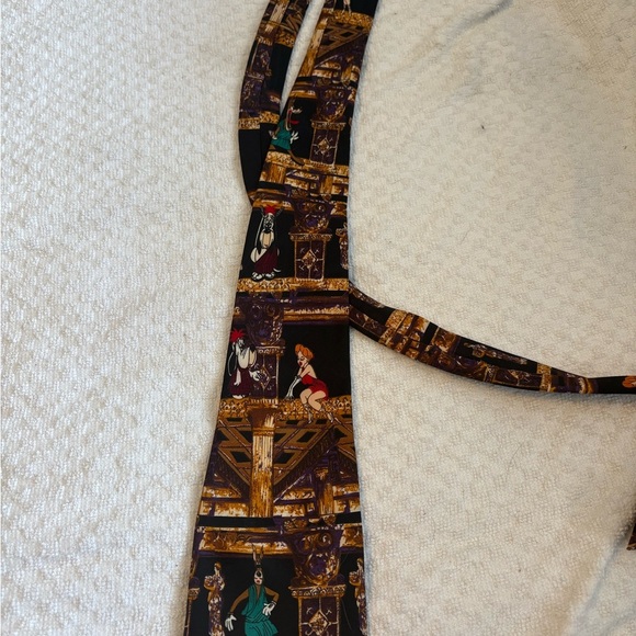 Men’s Droopy character polyester tie. - Picture 2 of 6